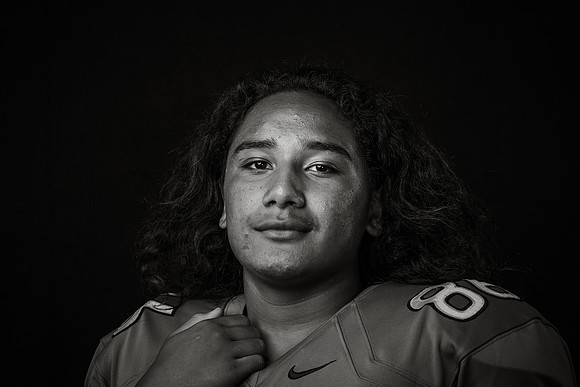JRVARSITY_UITU_ANTONIO_143A9993bw