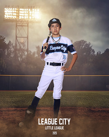 MJR.Yount.Rays_Hernandez_Declan_143A9892_FIELDLIGHTS