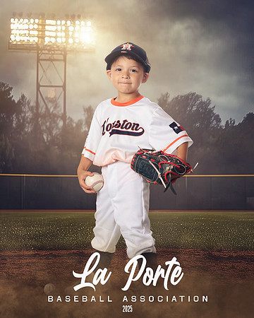 4U_Foal_Astros_Garcia_Julian_LP022690_FIELDLIGHTS
