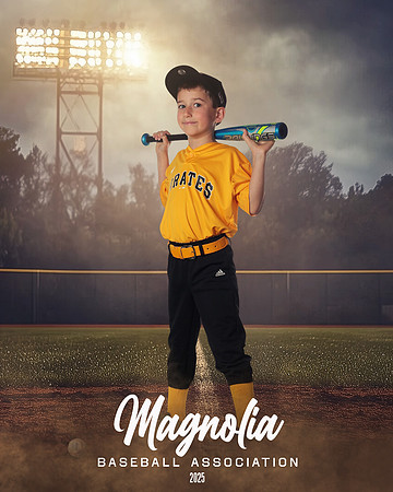 4_5U_Pirates_Shaver_Kade_MAG25334_FIELD LIGHTS_