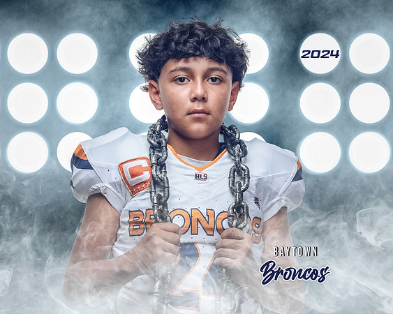 JR_Molina_Julius_IMGL2114_GOAL POST__LIT_