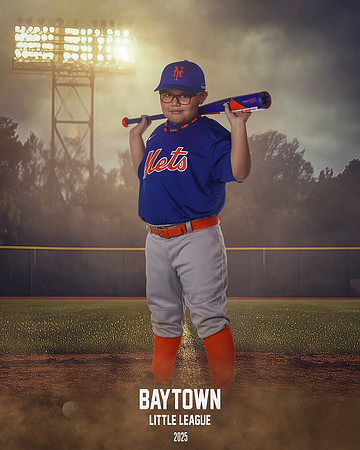 M2_ Mets_Loredo_Ian_BAY12743_FIELDLIGHTS