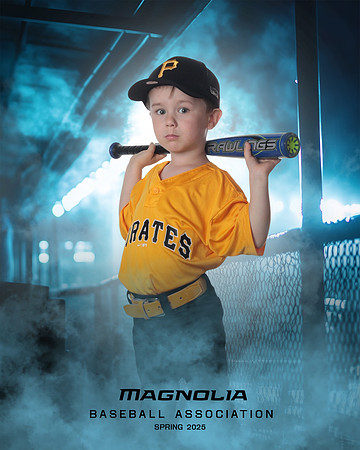 4_5U_Pirates_McKey_Carson_MAG25346_DUGOUT_
