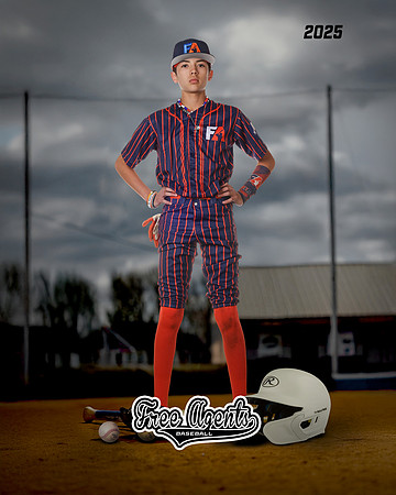 13U_ELLIOTT_RYKER_SF_27112_BACKGROUND_TURN