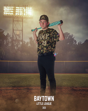 JR_ARMY_Mcmorrow_Cole_BAY14432_FIELDLIGHTS