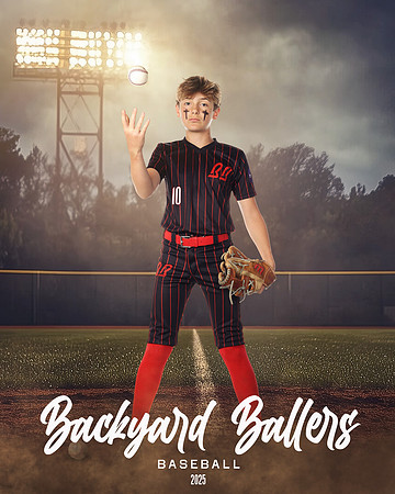 12U_Grey_Soape_Klarke_MAG10762_FIELD LIGHTS_