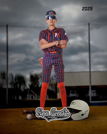 13U_ELLIOTT_RYKER_SF_27125_BACKGROUND_TURN