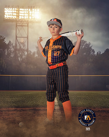 10U PAONE_BUCHANAN_RICHARD_IMGL4838_FIELDLIGHTS