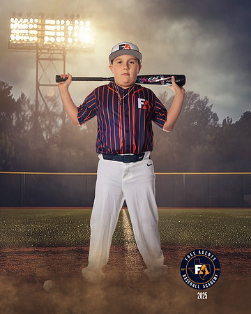 9U GARZA_VELA_JACOB_IMGL4902_FIELDLIGHTS
