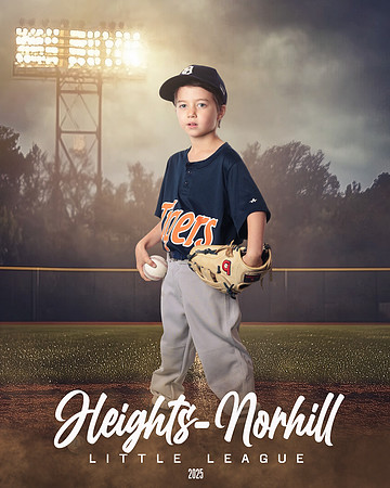 TB_TIGERS_McMurrey_Marshall_HN020946_FIELDLIGHTS