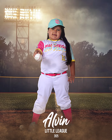 TB_PADRES_Perez_Romina_CAM13056_FIELDLIGHTS