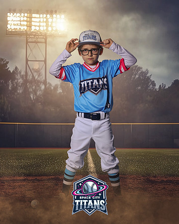 8U_Grange_Wyatt_CAM14697_FIELDLIGHTS