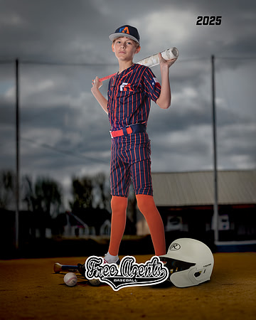 13U_PAPENFUSS_PARKER_IMGL5014_BACKGROUND_TURN