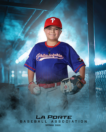 8U_Pinto_Phillies_Doran_Steven_LP011387_DUGOUT