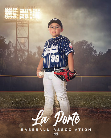 8U_Pinto_Yankees_Martinez_Zion_LP023718_FIELDLIGHTS