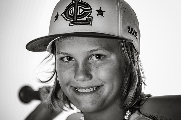 9U White_Hollan_Baylen_MAG21830