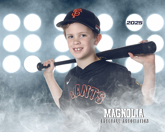 9_10U_Giants_Fossati_Tagenn_MAG15525_LIT