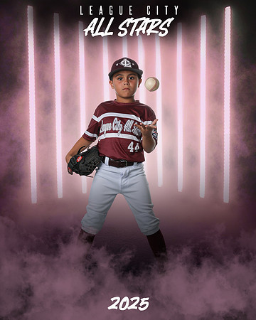 9U Maroon_Ponce_Landon_MAG10469_LIGHTS