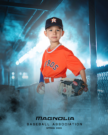 7U_Astros_Ibarra_Hayes_MAG10179_DUGOUT_