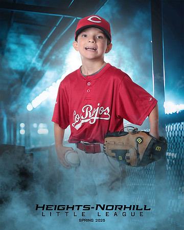 PW_REDS_Garcia_Oliver_HN021626_DUGOUT