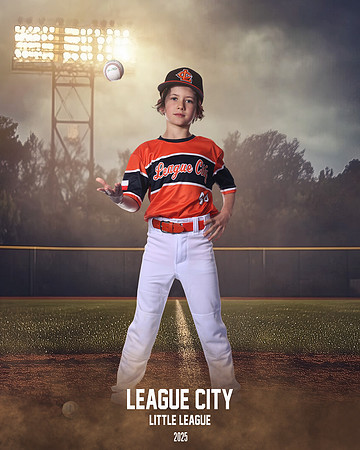 A.Schlesinger.Orioles_Ogrin_Grady_IMG_0190_FIELDLIGHTS
