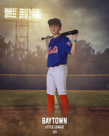 MJR_Mets_Garrett_Cayden_BAY12878_FIELDLIGHTS