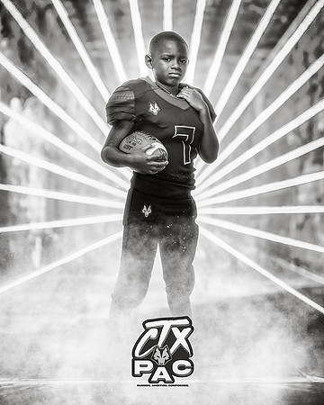8UTACKLE_Henley_Karson_SF_21043_LAZER_bw