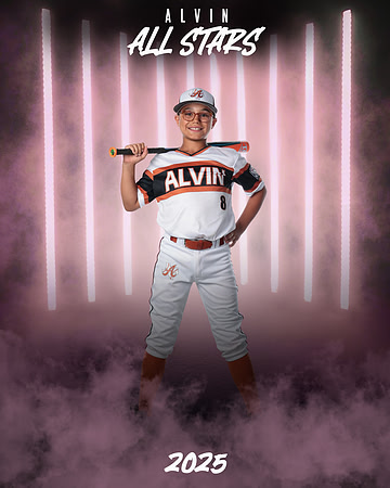 11U ORANGE_Fischer_Kenny_MAG23328_LIGHTS