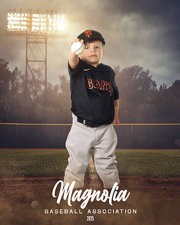 4_5U_Giants_Herring_Calvin_MAG10346_FIELD LIGHTS_