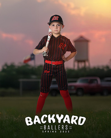 8U_Black_Hartley_Luca_MAG13739_TRUCKS_
