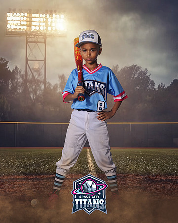 8U_Cabrera_Karson_CAM14728_FIELDLIGHTS