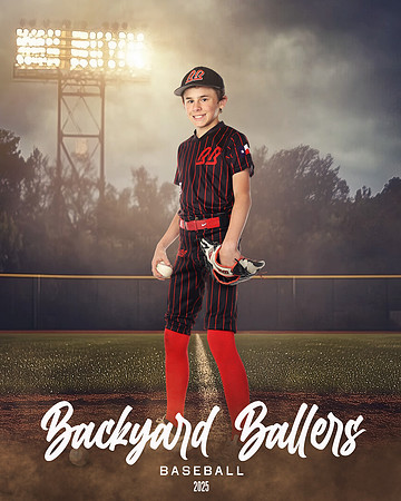 12U_Grey_Hogan_Liam_MAG10721_FIELD LIGHTS_