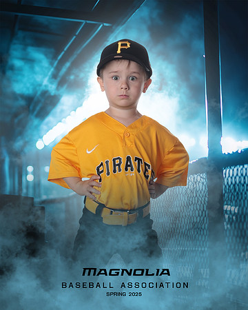 4_5U_Pirates_McKey_Carson_MAG25342_DUGOUT_