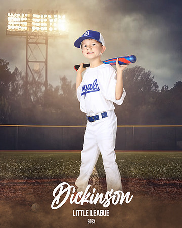 CP5U_ROYALS_Thames_Wyatt_DLL11868_FIELD LIGHTS_