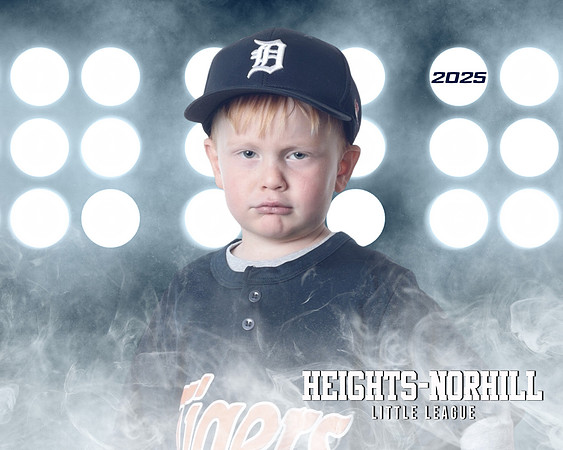 TB_TIGERS_Segars_Rhett_HN020962_LIT