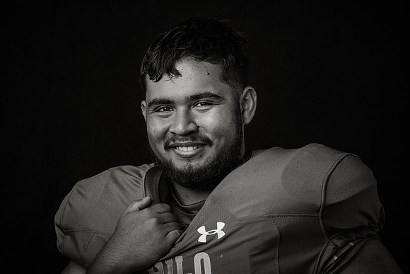 VARSITY_CORREA_SIHKEI_143A0036bw