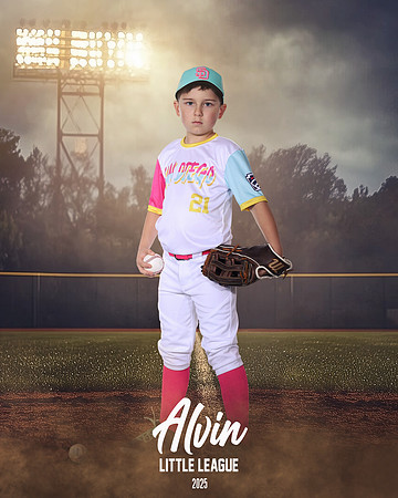 CP_PADRES_8U_Postell_Levi_CAM13102_FIELDLIGHTS
