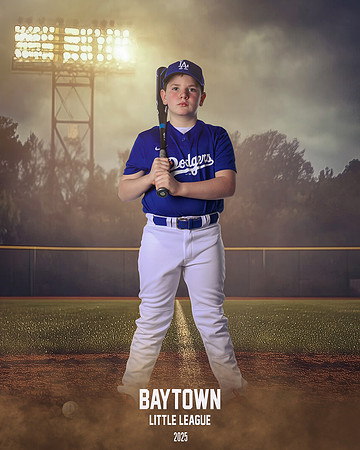 M1_Dodgers_Garmon_Wyatt_BAY29048_FIELDLIGHTS
