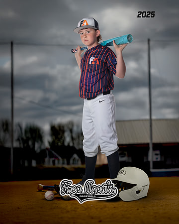 9U MINTER_COLE_WILL_IMGL4776_BACKGROUND_TURN
