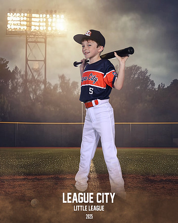 AA.Cowling.Astros_Oliver_Hudson_143A1319_FIELDLIGHTS