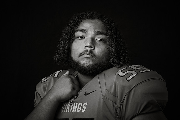 JRVARSITY_KUNEWA_AUSTYN_143A9994bw