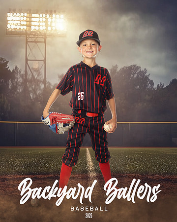 6U_BLACK_Naro_Wyatt_MAG10296_FIELD LIGHTS_