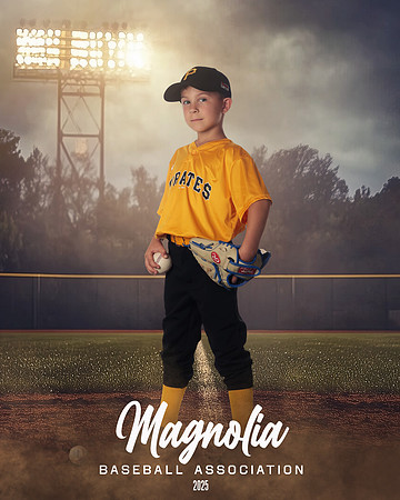 6U_Pirates_Crawford_Leevi_MAG25885_FIELD LIGHTS_
