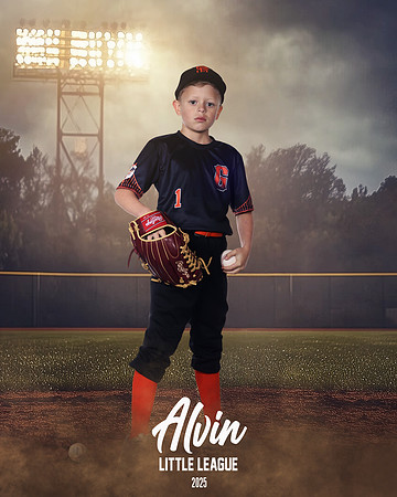 CP_GIANTS_8U_Shaver_Wyatt_CAM12742_FIELDLIGHTS