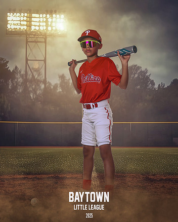 M1_Phillies_Hernandez_Raes_BAY13472_FIELDLIGHTS