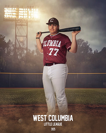 SENIOR MAROON_Henry_Regan_IMGL7479_FIELD LIGHTS_