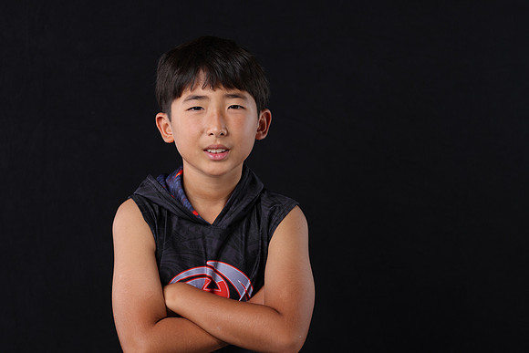 8U BLACK_Mountcastle_Minato_143A9093