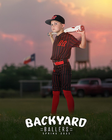 8U_Black_Hartley_Luca_MAG13740_TRUCKS_