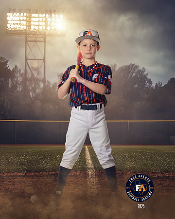 9U GARZA_BEN EZRA_ADAM_IMGL4731_FIELDLIGHTS