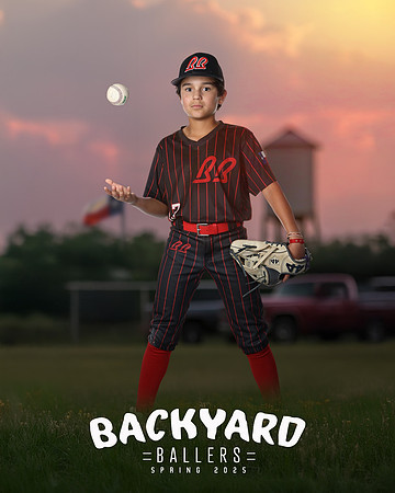 12U_Black_Juarez_Juan Pablo_MAG13967_TRUCKS_